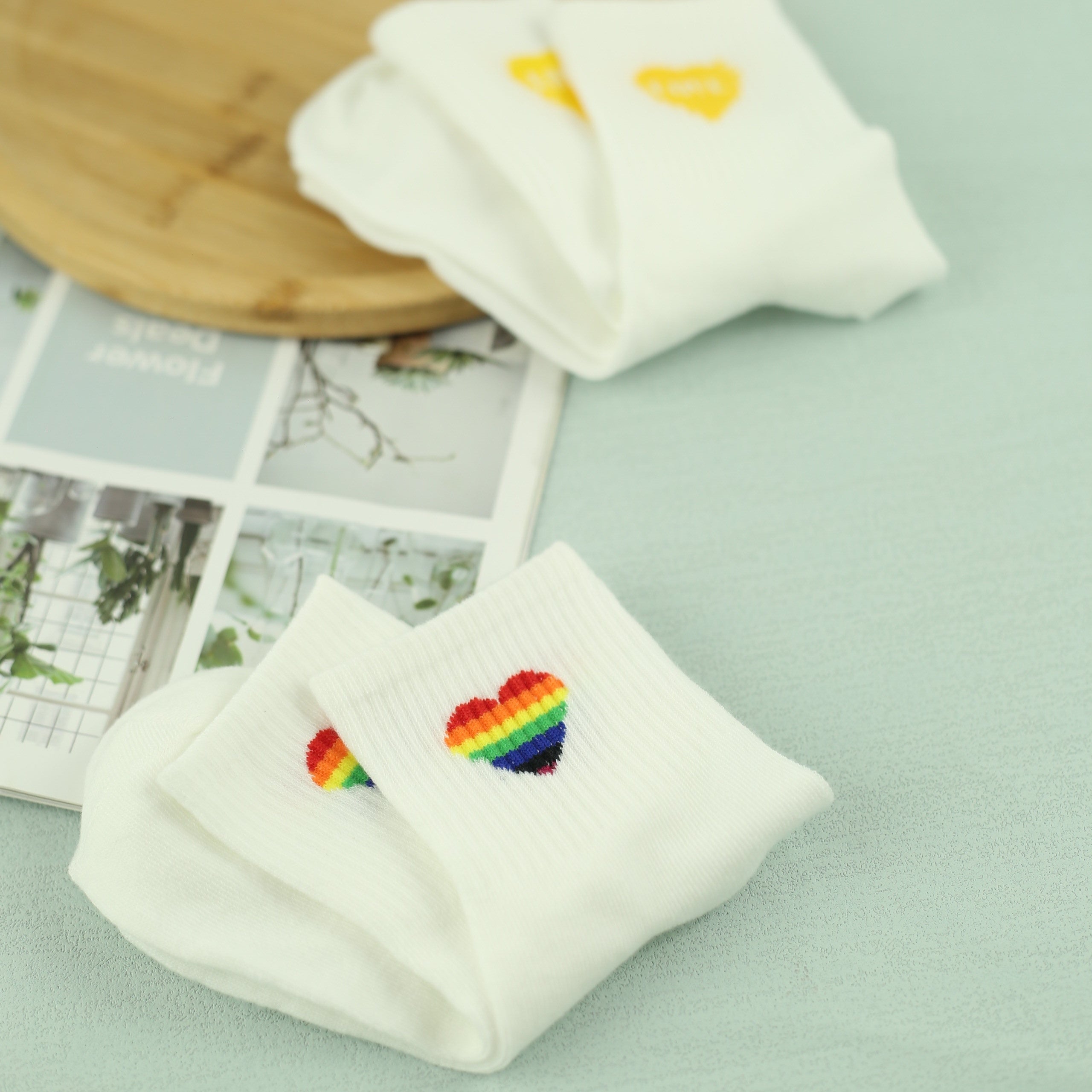Heart Pattern Mid Tube Socks Women's Stockings
