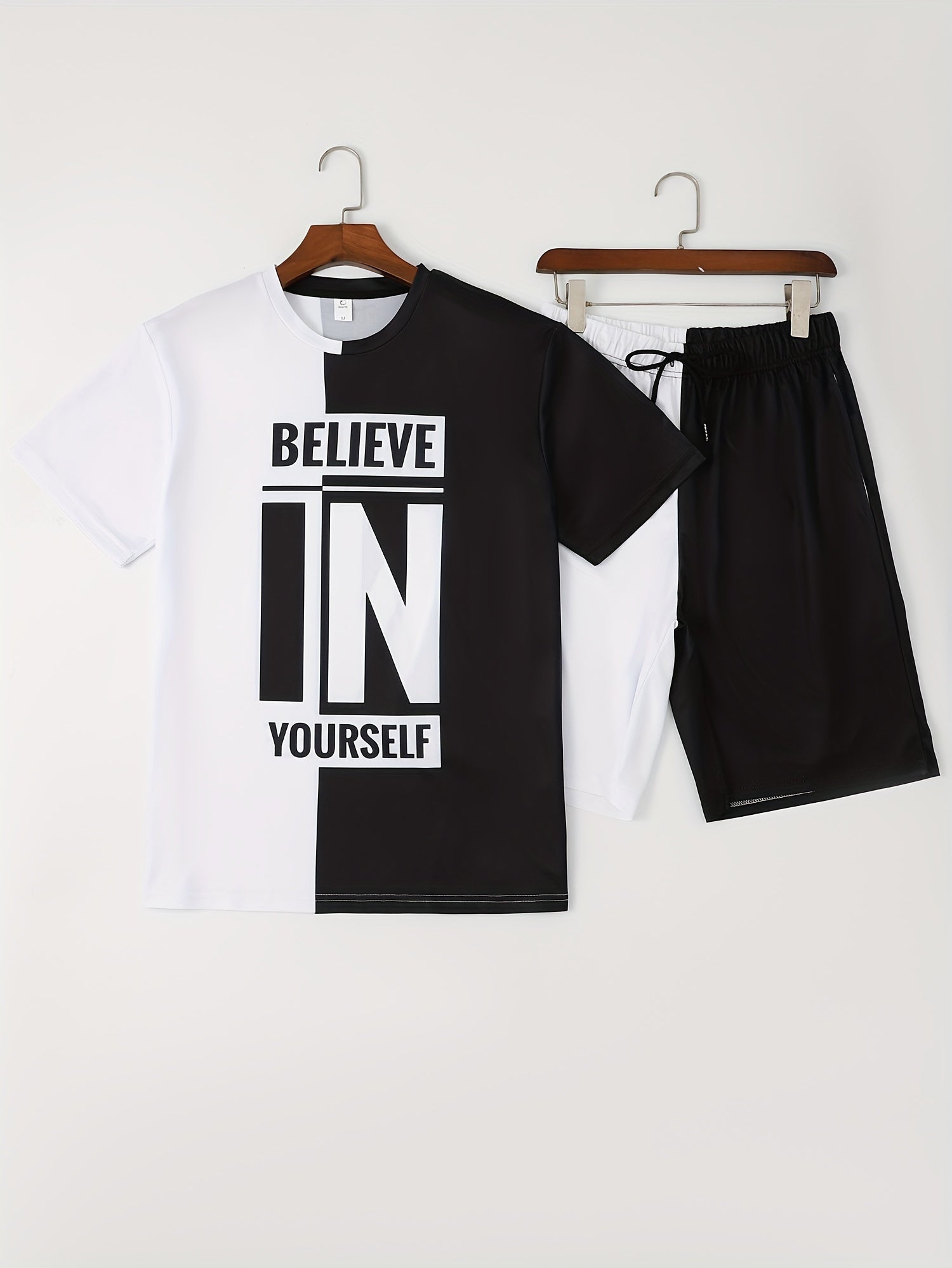 Men's 2 Piece Outfits T-shirt & Casual Shorts Set - Summer Clothing