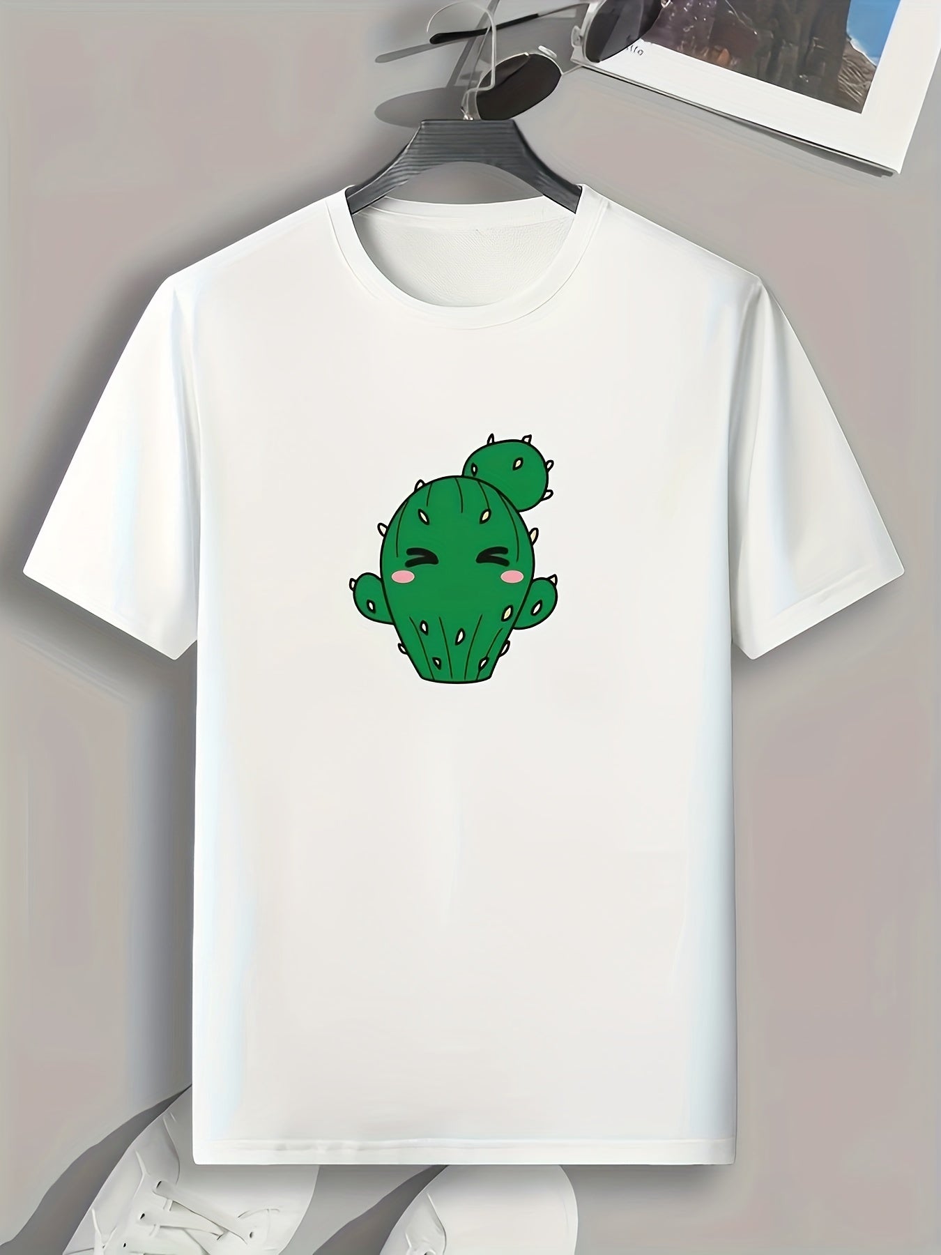 Cartoon Cactus Print Men's Comfy T-shirt for Outdoor Summer