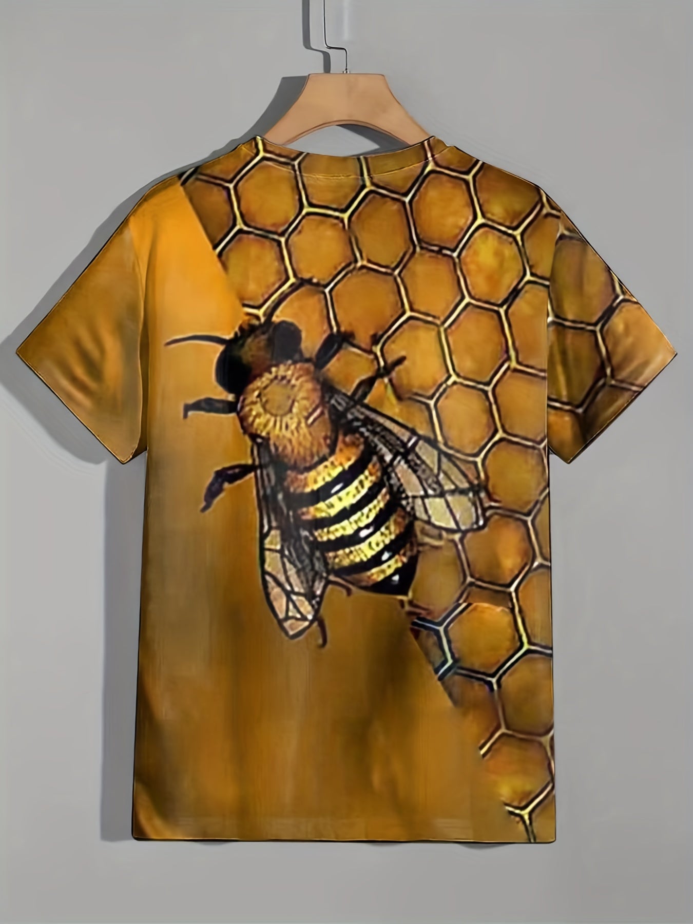 Bee 3D Graphic Print Men's T Shirt for Summer Outings
