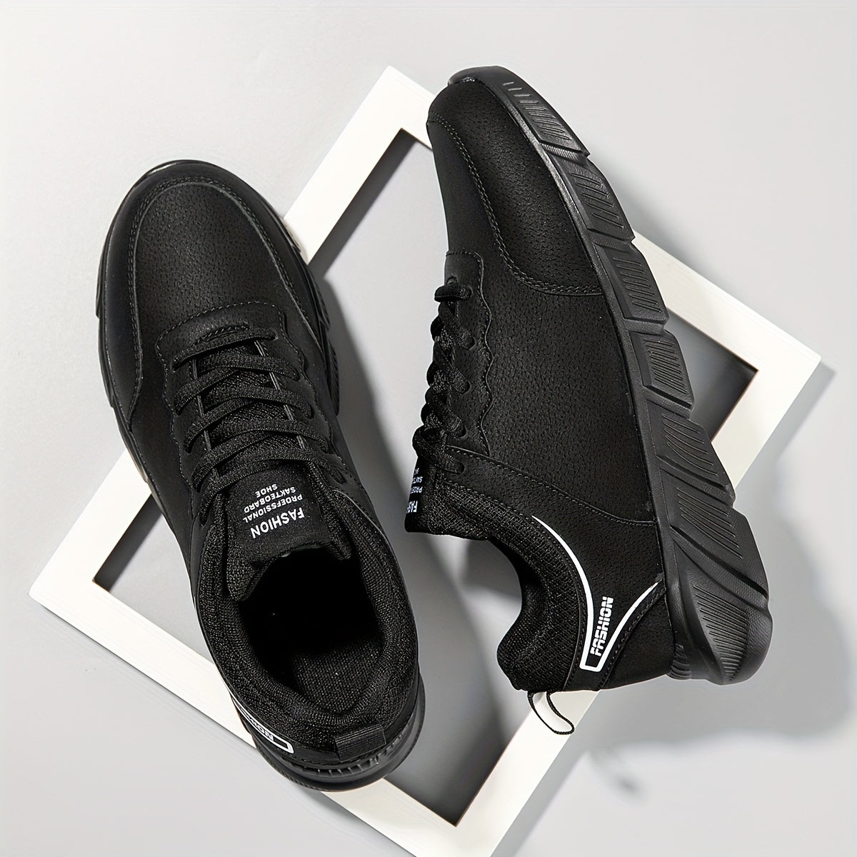 Men's Breathable Running Shoes Soft Sole Sneakers Outdoor Jogging