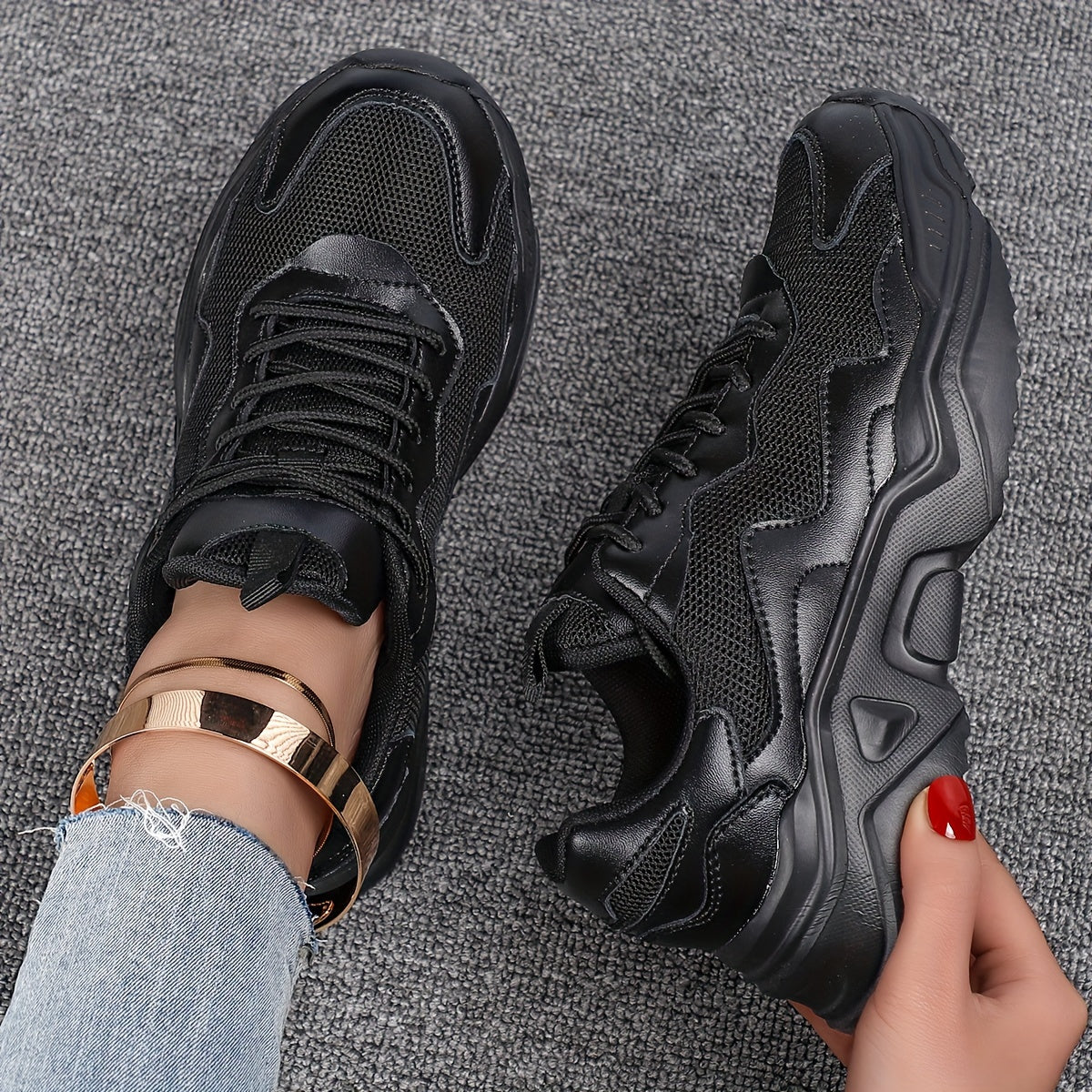 Women's Mesh Chunky Sneakers Breathable Non-slip Lace-up Running Shoes