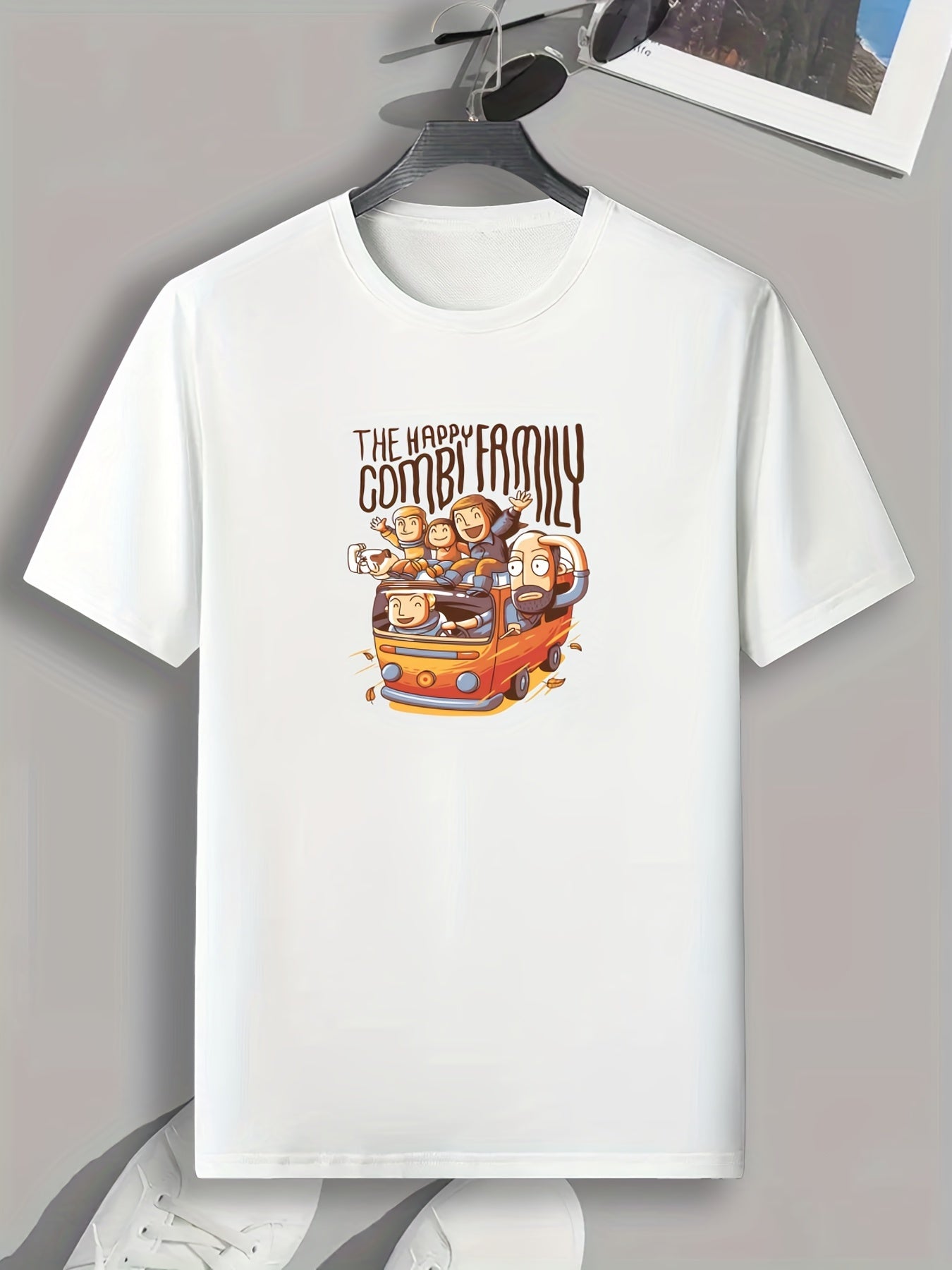 Happy Family Print Men's Comfy T shirt for Outdoor Summer