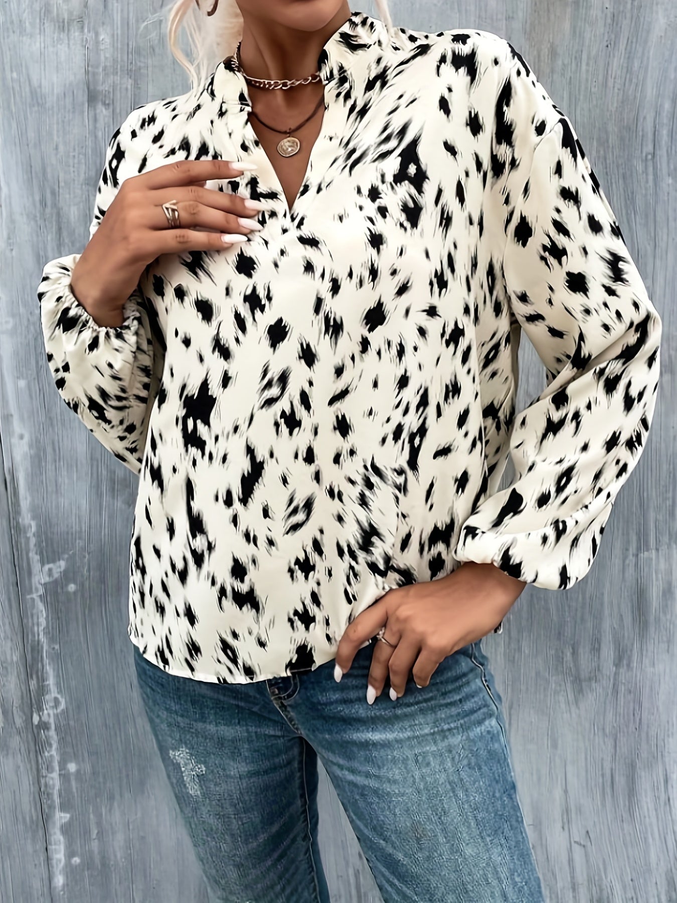Leopard Print Lantern Sleeve Plus Size Blouse