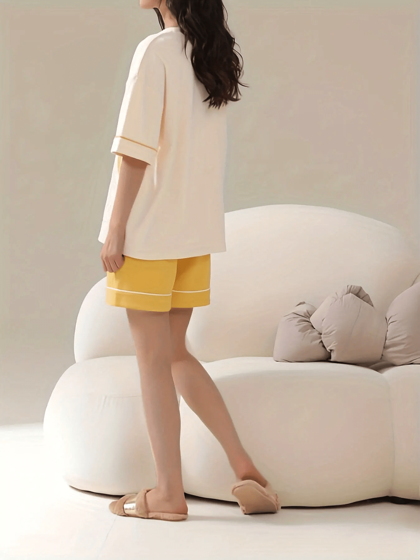 Bunny Print Pajamas Set Crew Neck Top And Shorts Pj Set Women's Sleepwear