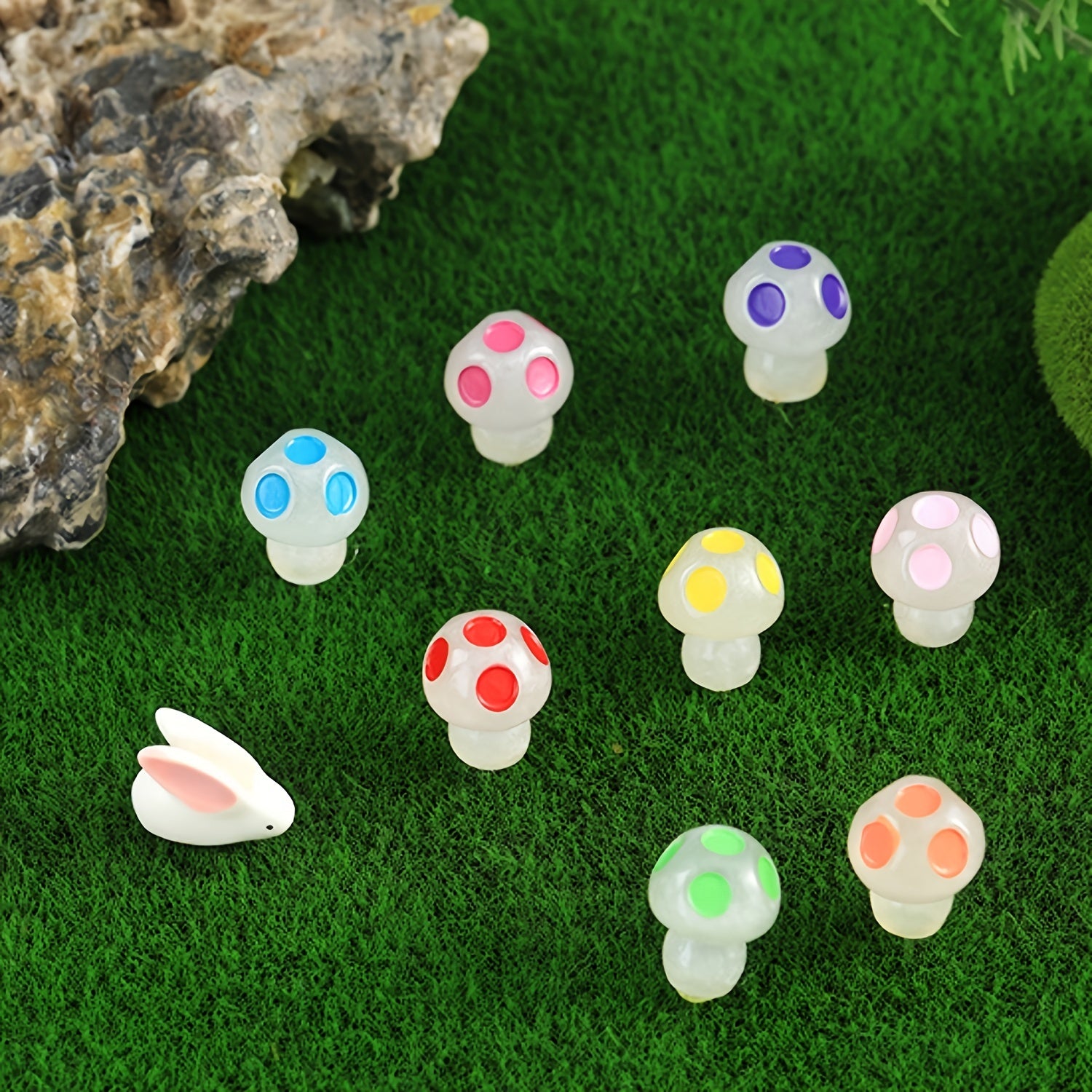 8pcs Mini Luminous Mushrooms Halloween Ornaments Garden Decor