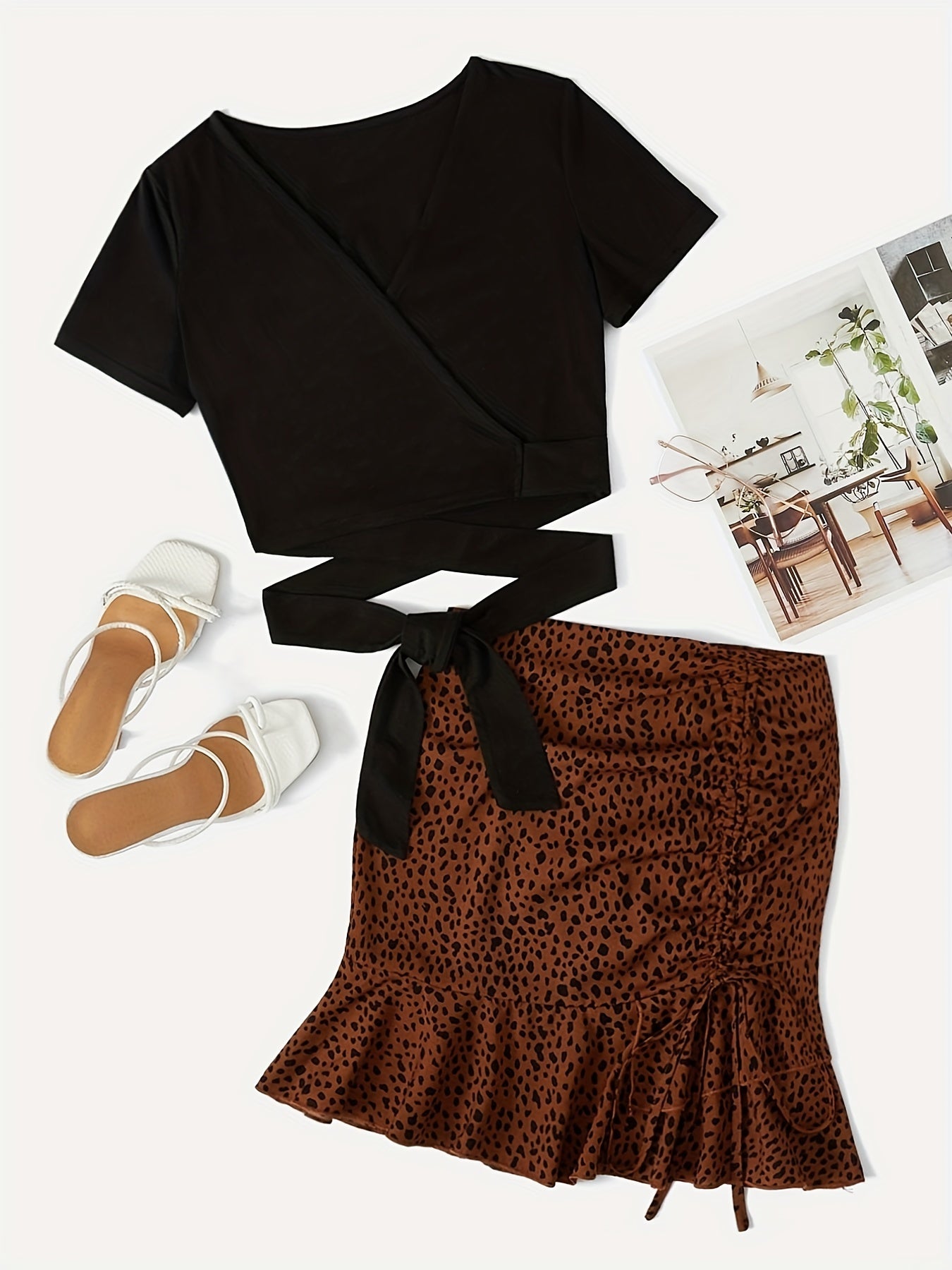 Surplice Neck T-shirt & Leopard Print Skirt Set