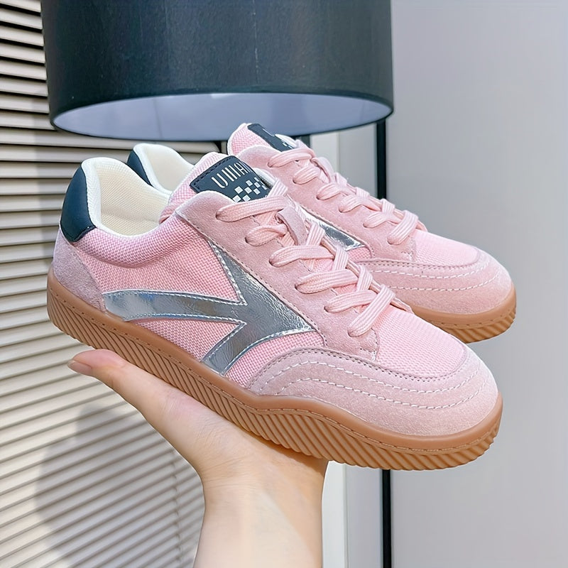 Women's Arrow Pattern Flat Shoes Retro Sports Sneakers