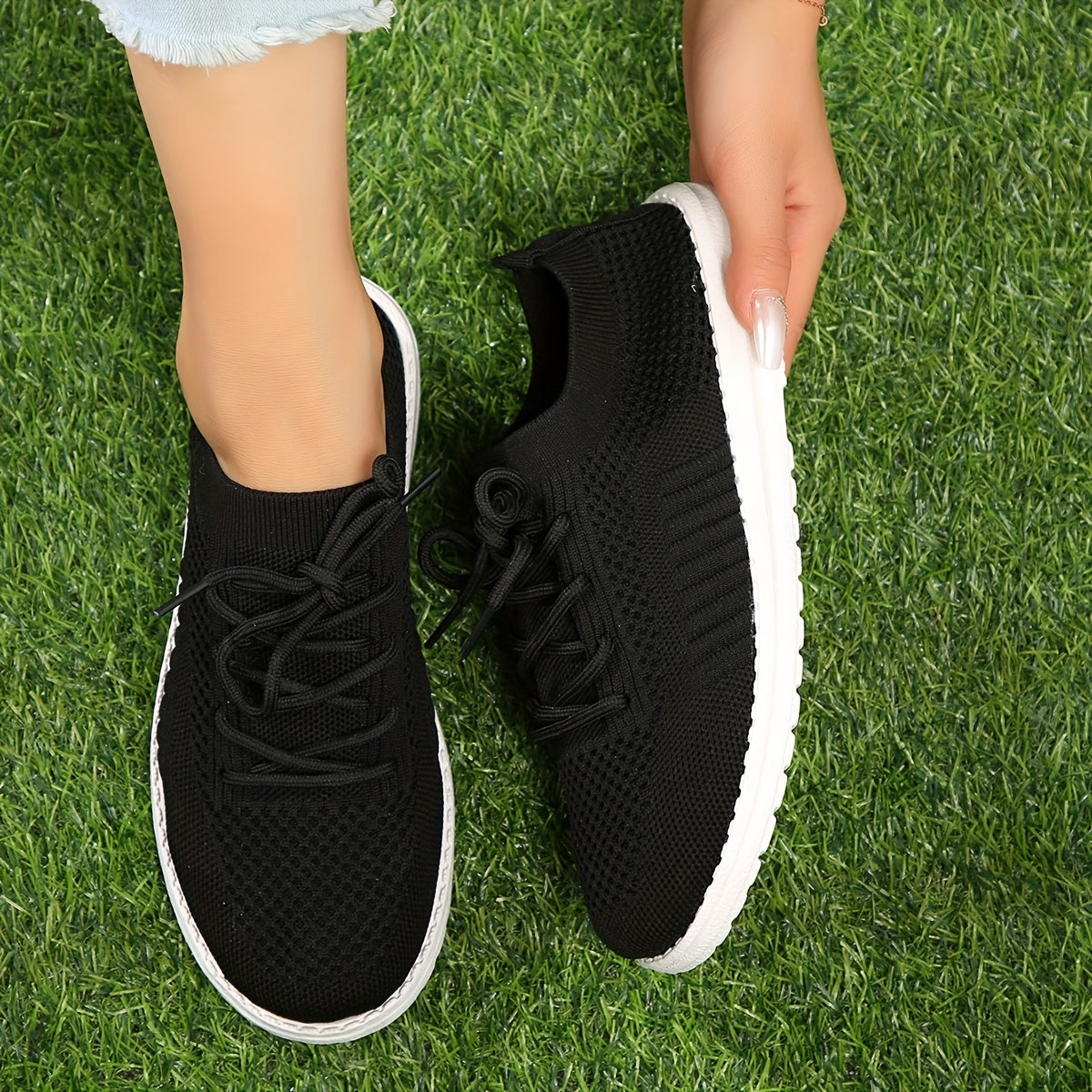 Women's Breathable Mesh Sneakers Casual Lace Up Outdoor Shoes