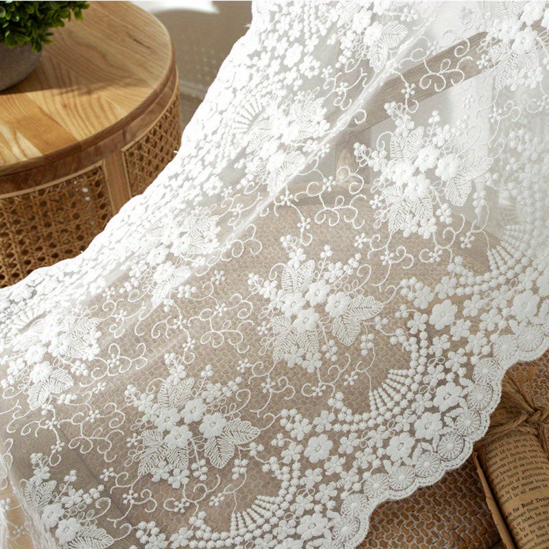 Floral Shaped Table Runner Embroidered Cotton Lace Table Flag