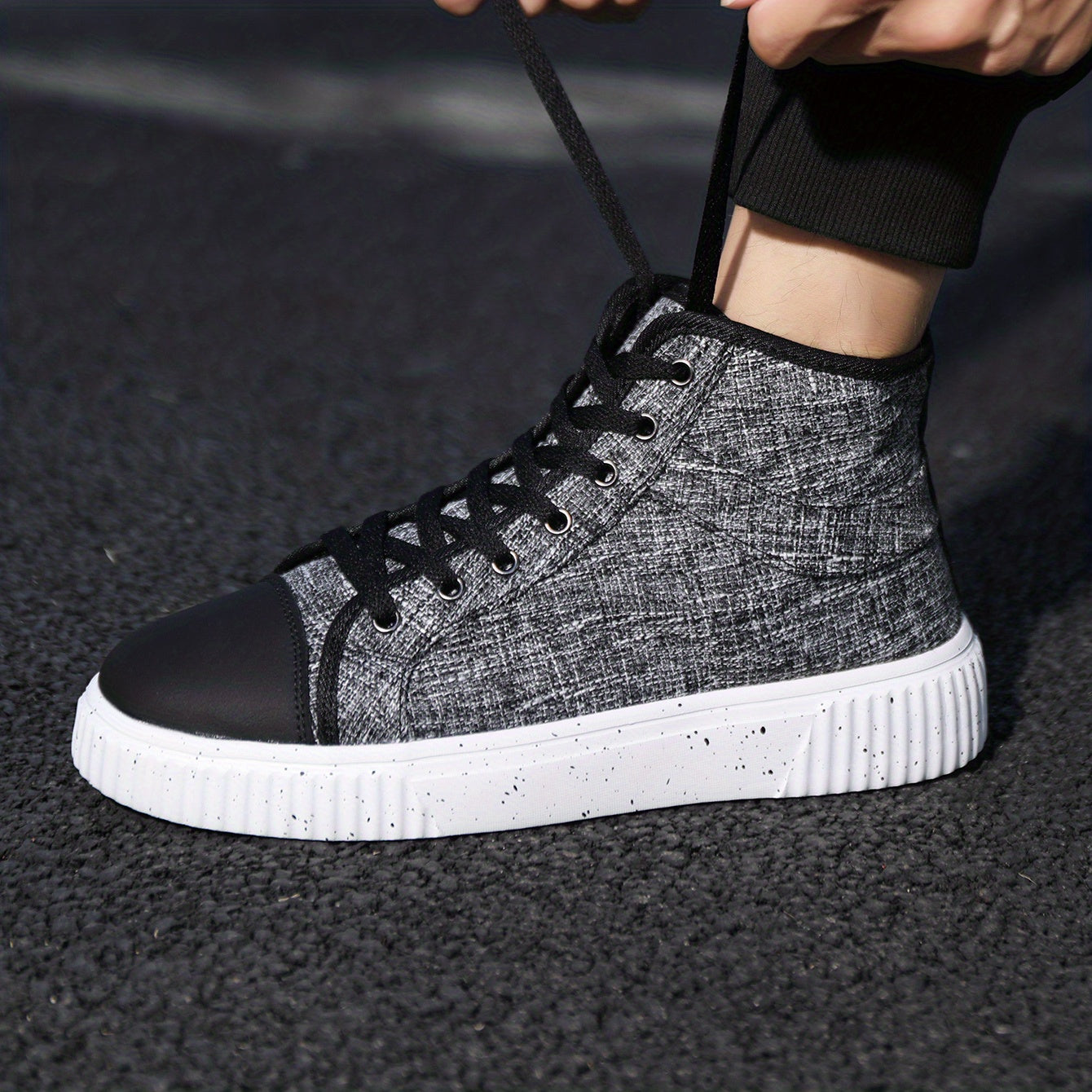 Men's High Top Canvas Sneakers Comfy Sports Shoes