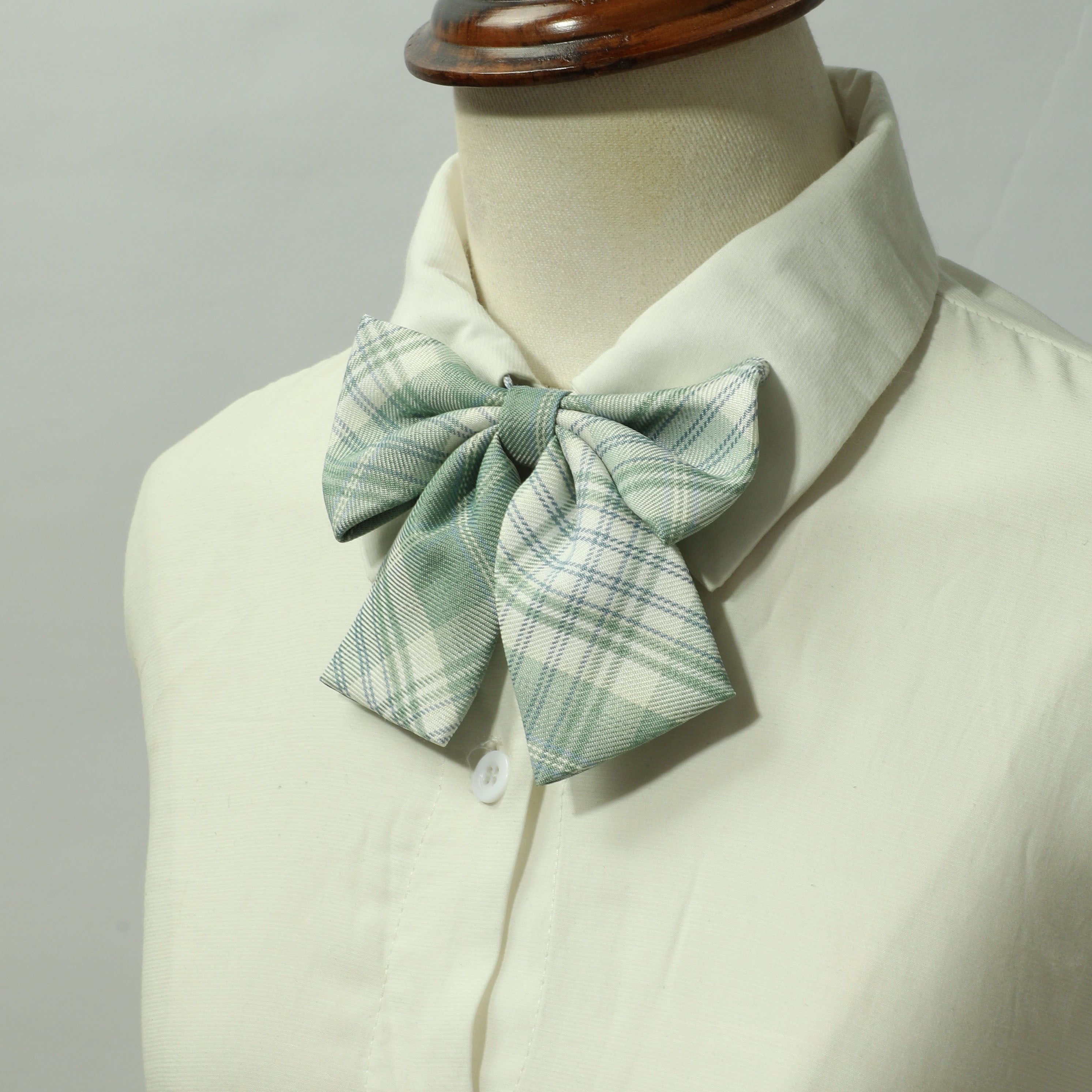 Green Plaid Bowtie Classic Women Casual Bow Tie Neck Tie