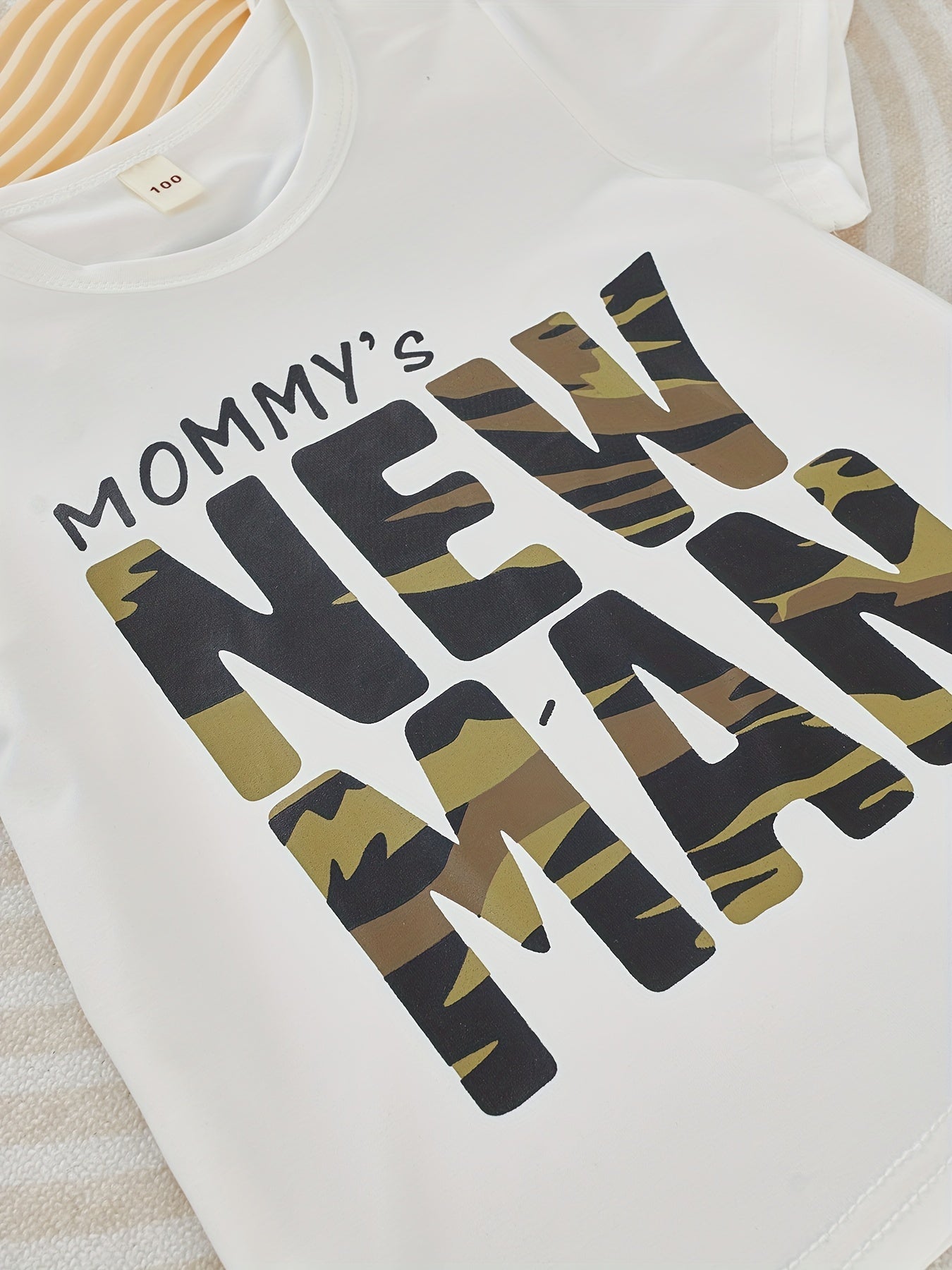 Boys MOMMY'S MAN Print T-shirt & Camo Shorts Set