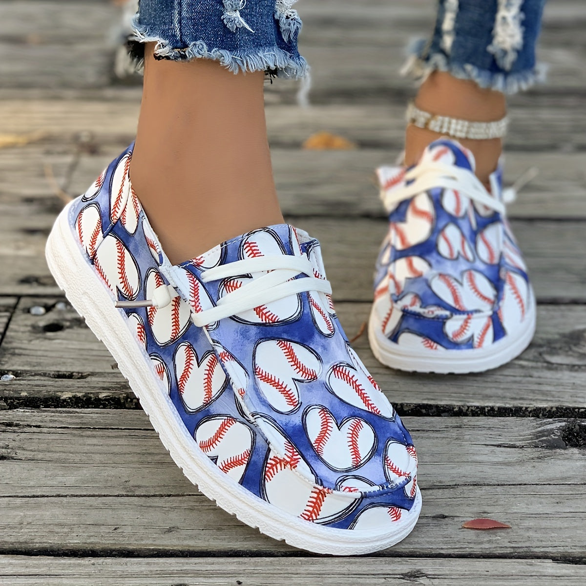 Love Heart Shape Baseball Pattern Flat Shoes Women's Shallow Mouth Casual Shoes