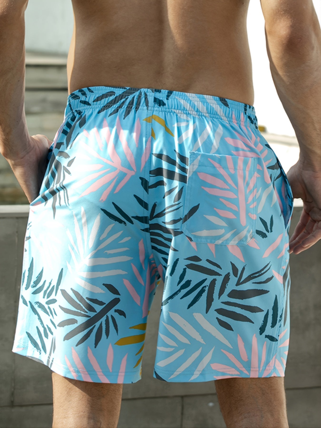 Men's Leaves Graphic Beach Shorts