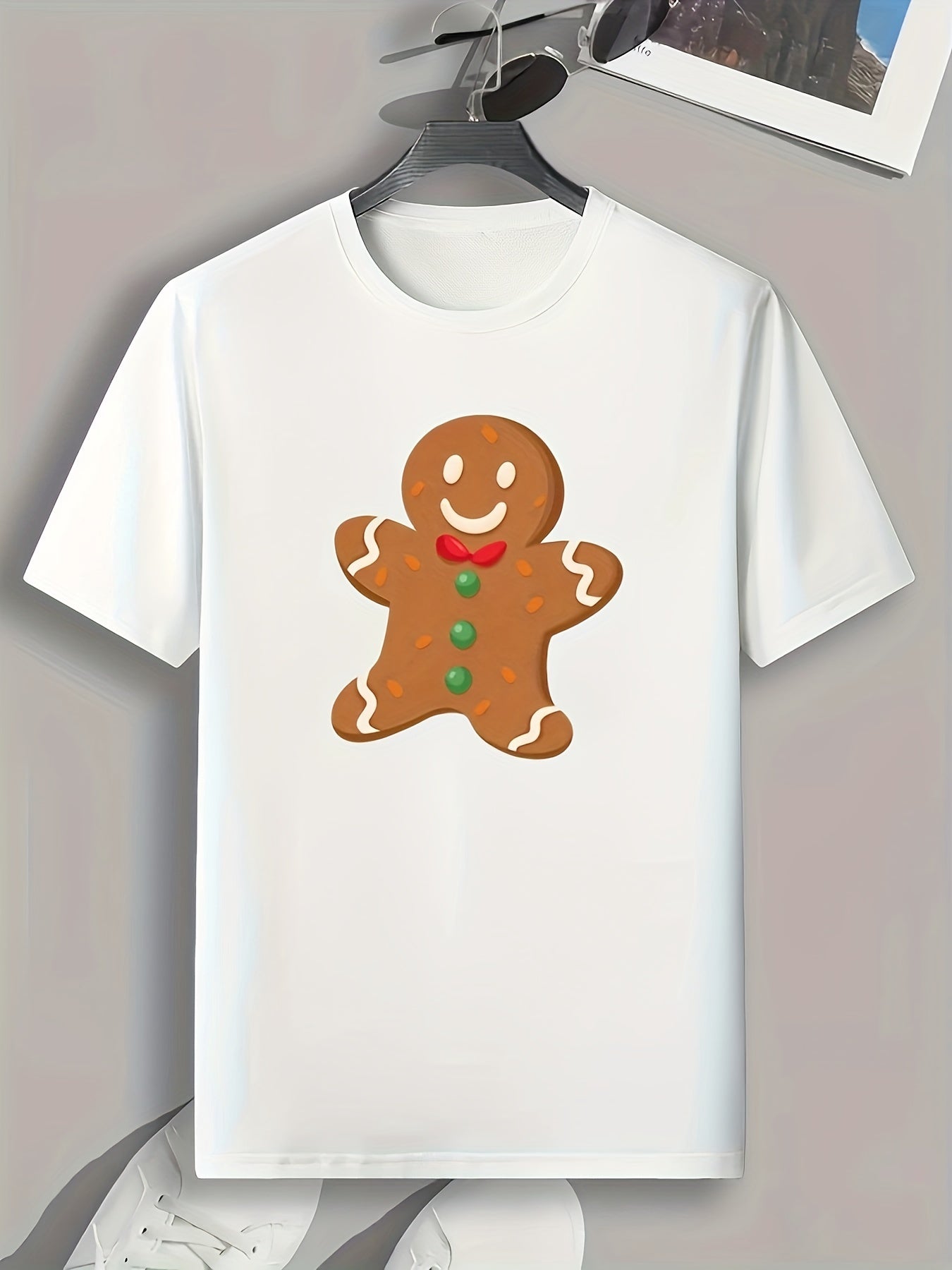 Christmas Gingerbread Man Print Men's Graphic T shirt