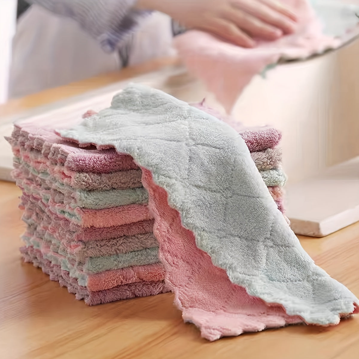 Car Wash Towel Absorbent Coral Fleece Kitchen Dish Cloth Scouring Pad
