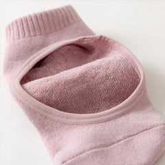 Non Slip Yoga Socks Shock Absorption Low Cut Grippers