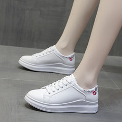 Floral Embroidered Slip-Resistant Skate Shoes Low Flat Sports Sneakers