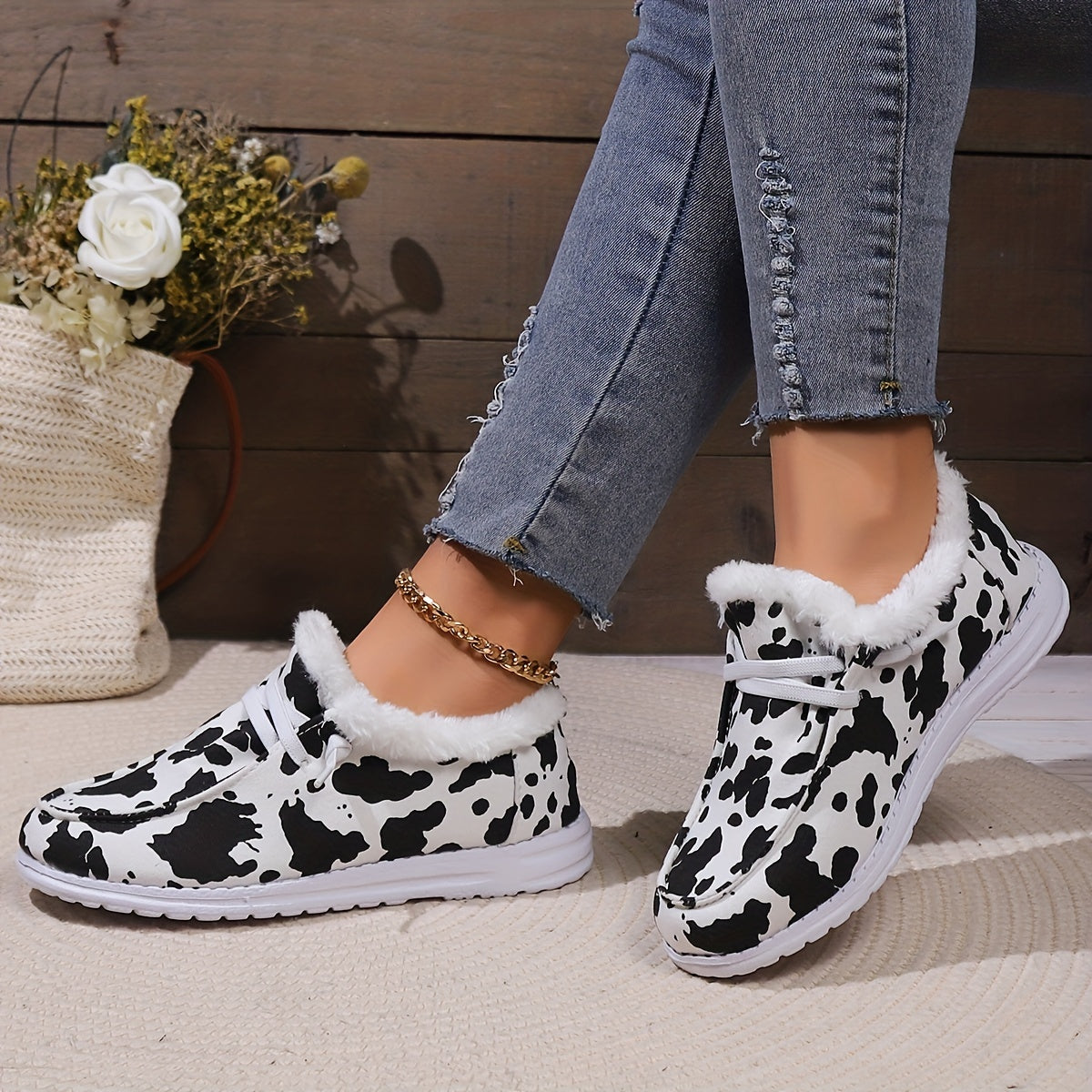 Cow Print Plush Lined Flat Skate Shoes Fall Winter Keep Warm