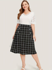Gird Print Button High Rise Knee Length Skirt
