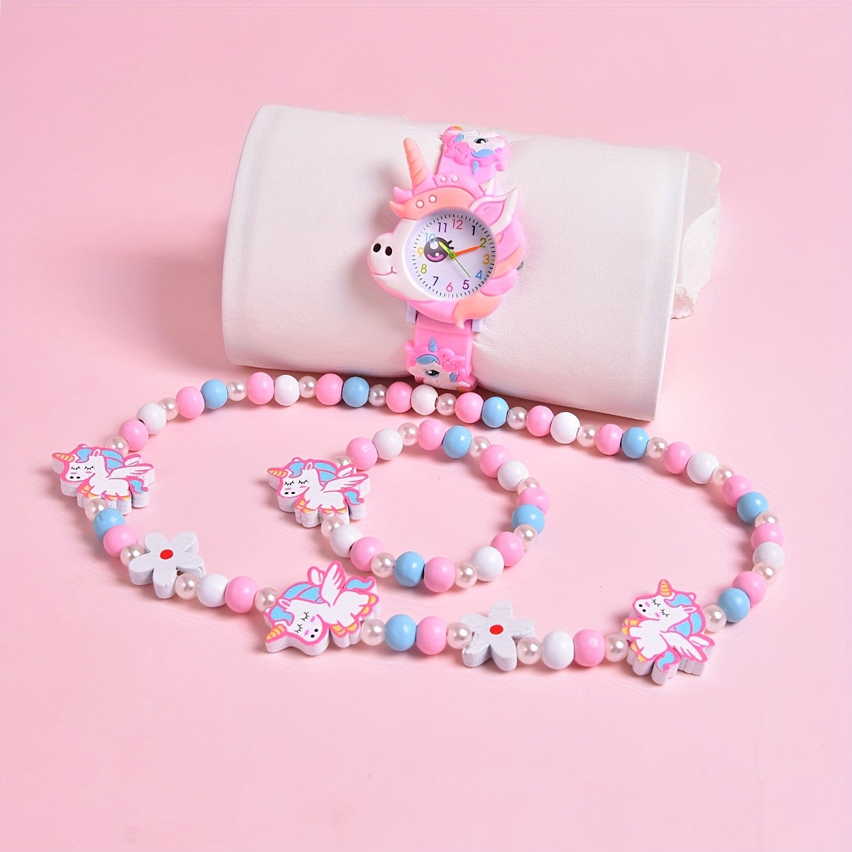 3pcs 3D Cartoon Horse Silicone Strap Girls' Watch