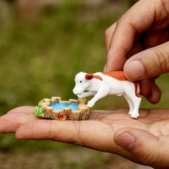 Cow Drinking Water Resin Crafts for Micro Landscape Decoration