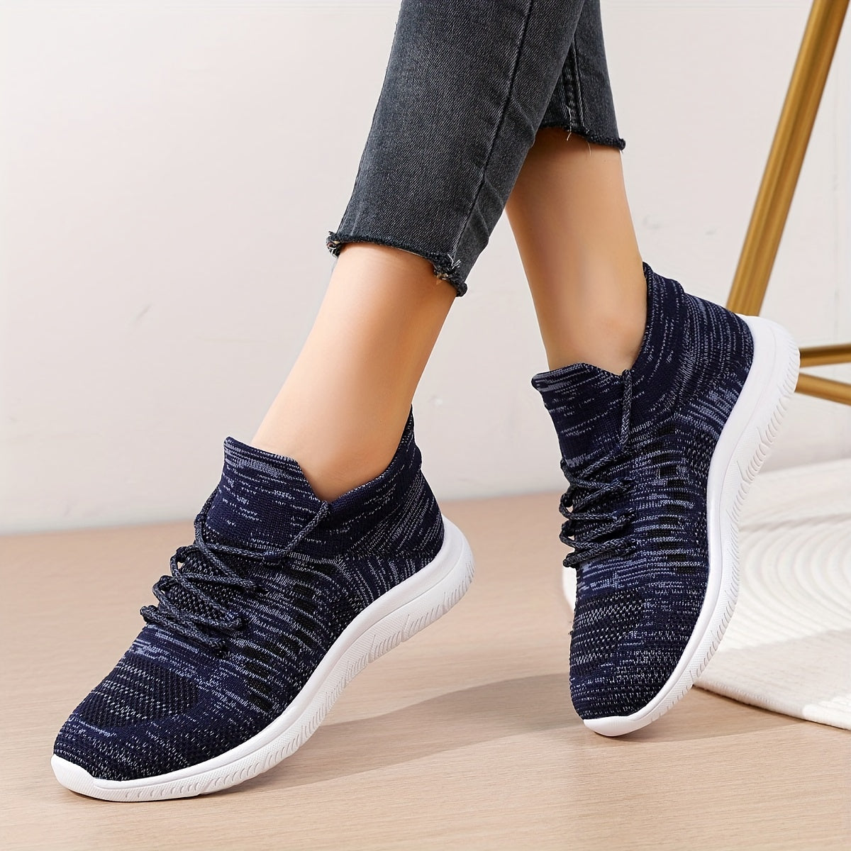 Women's Knitted Sneakers Lace Up Low Top Tennis Shoes