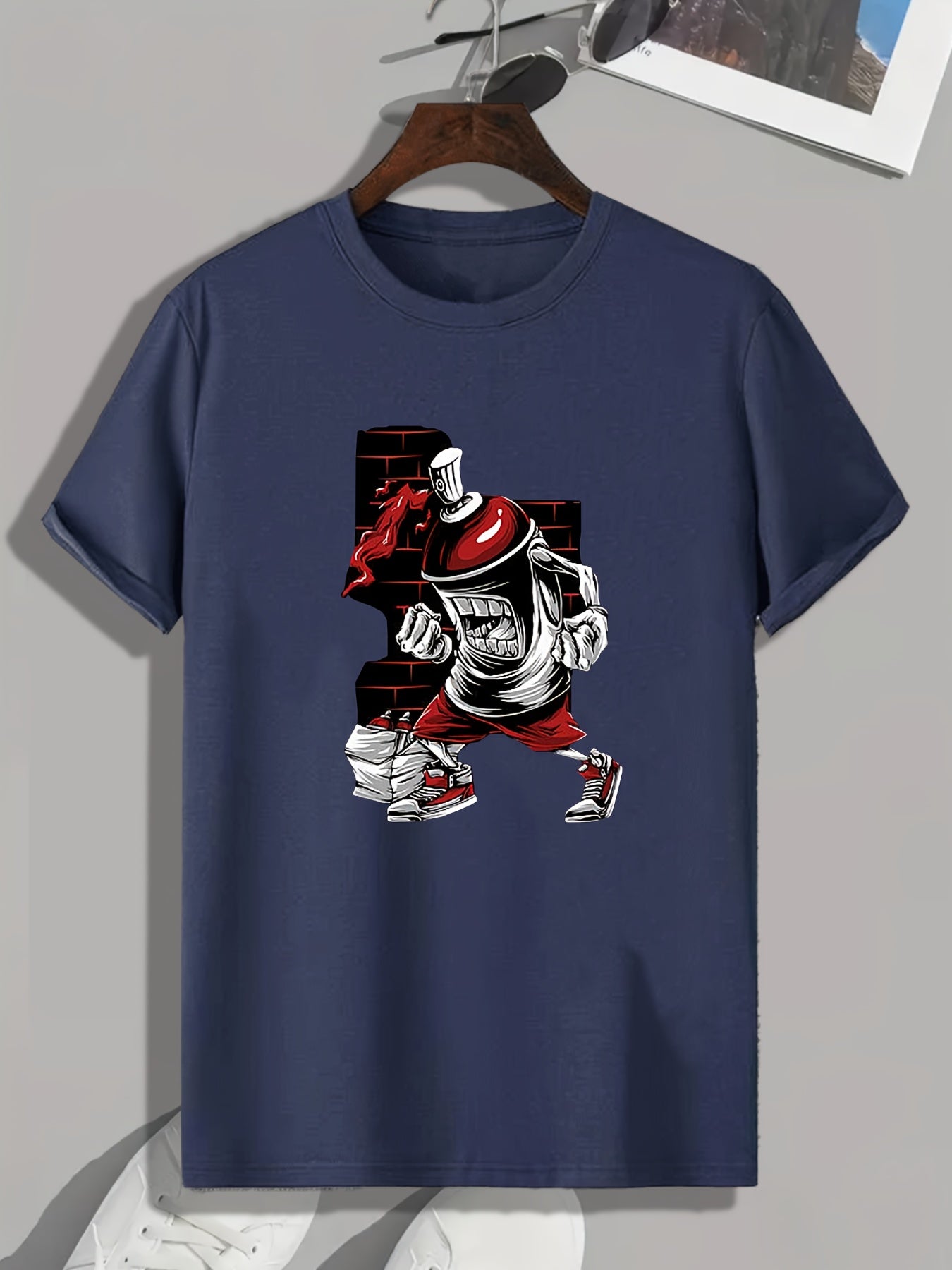 Fire Extinguisher Print Men's Graphic T-shirt for Summer