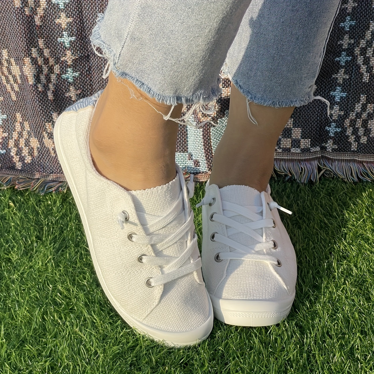 Women's Casual Solid Flat Sports Lace Up Shoes