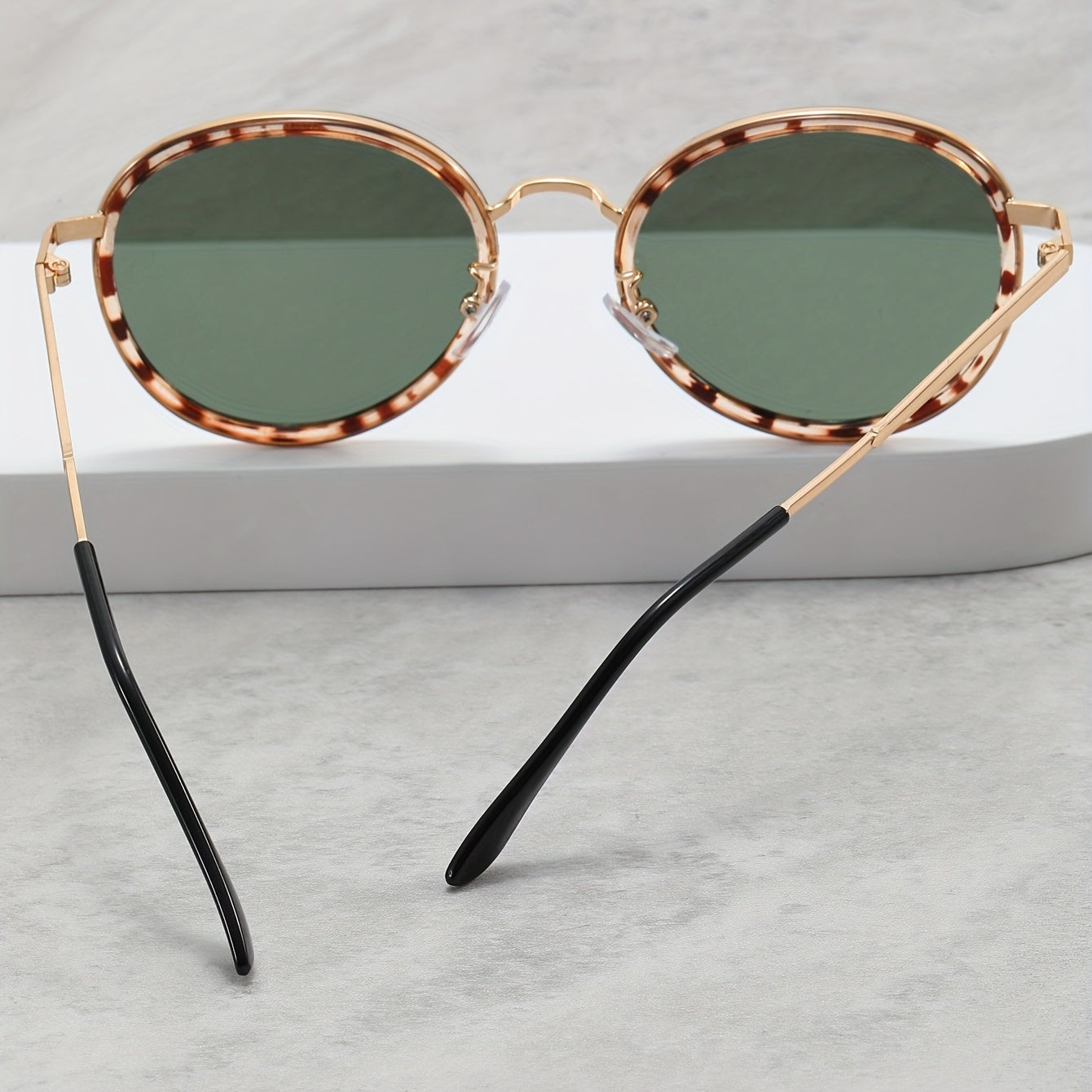 Men's Retro Round Frame Sunglasses for Outdoor Activities