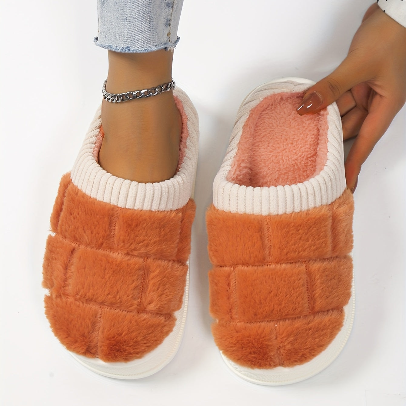 Plaid Pattern Slip-On Plush Lined Slippers