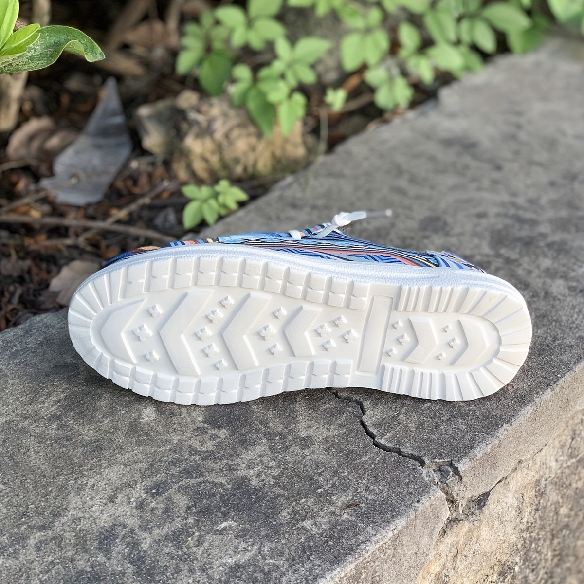Women's Geometric Canvas Lace-Up Sneakers