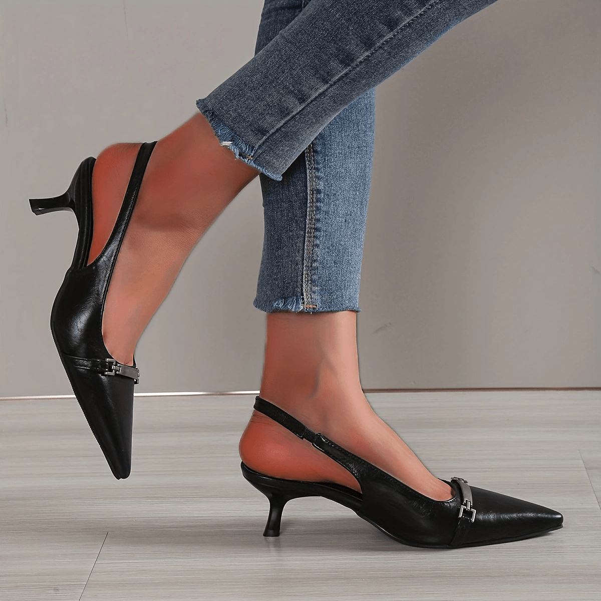 Women's Metal Decor Kitten Heel Slingback Sandals