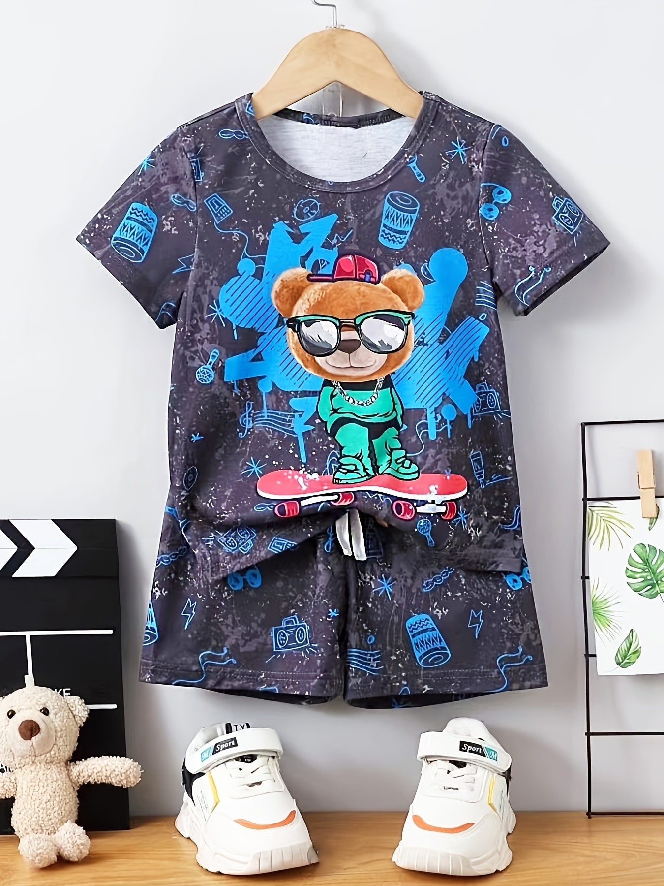 Boys Bear Skateboard T-shirt & Shorts Summer Outfit
