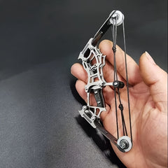 Mini Bow Decompression Toy with 5 Suction Cup Arrows