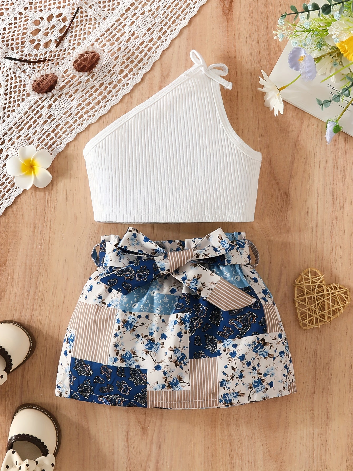 2pcs Baby Girls Cold Shoulder Tops & Flowers Allover Print Skirt
