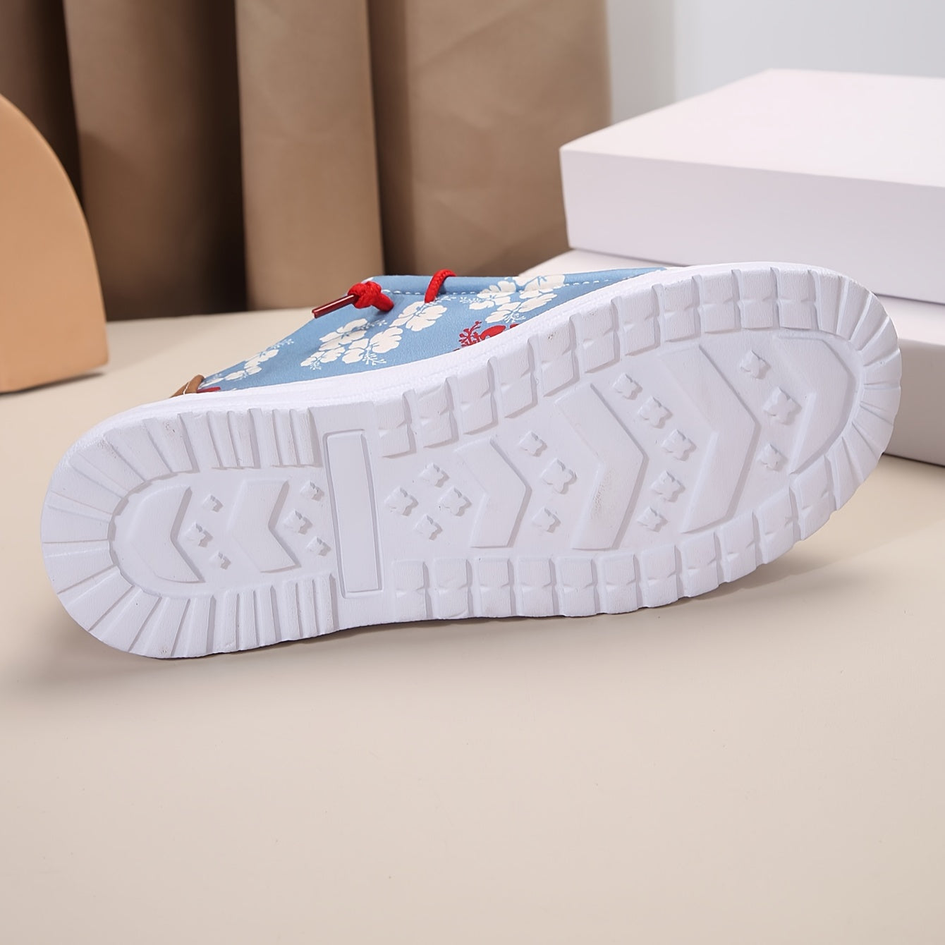 Floral Pattern Low Tube Outdoor Flat Shoes