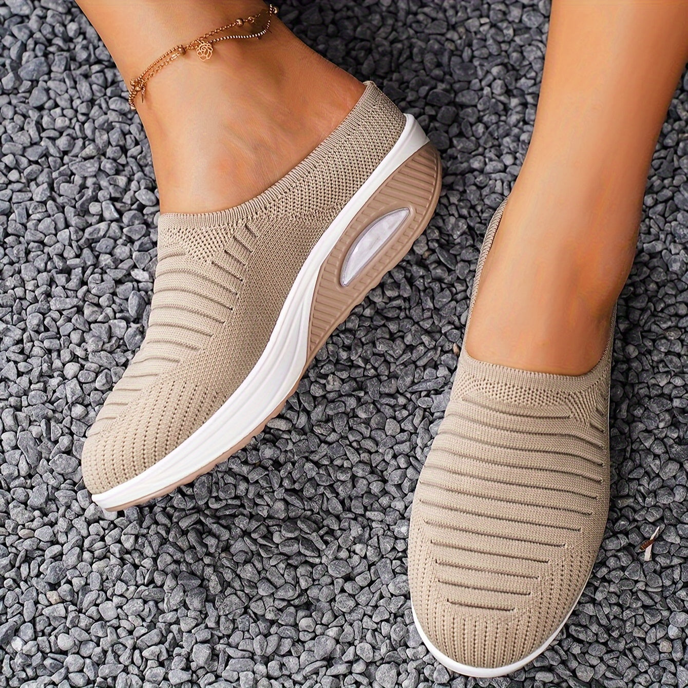 Breathable Flying Woven Shoes Lightweight Sports Sand