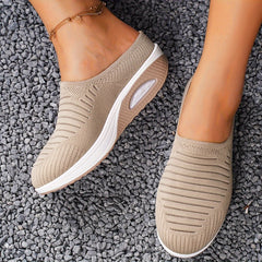 Breathable Flying Woven Shoes Lightweight Sports Sand