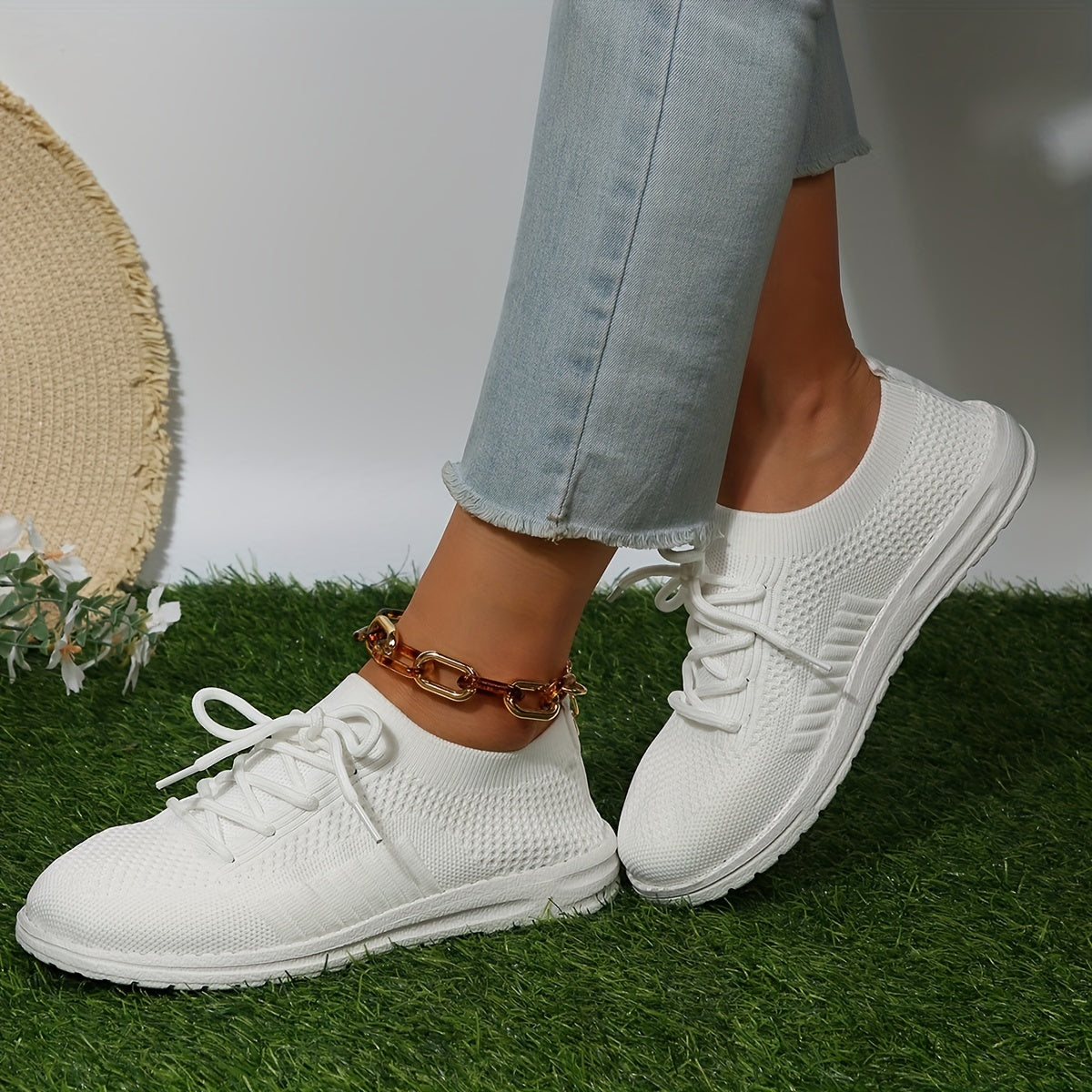 Women's Lightweight Mesh Sneakers Casual Lace Up Outdoor Shoes