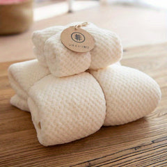 2pcs Absorbent Non Fading Bathroom Towel Set for Adults and Children