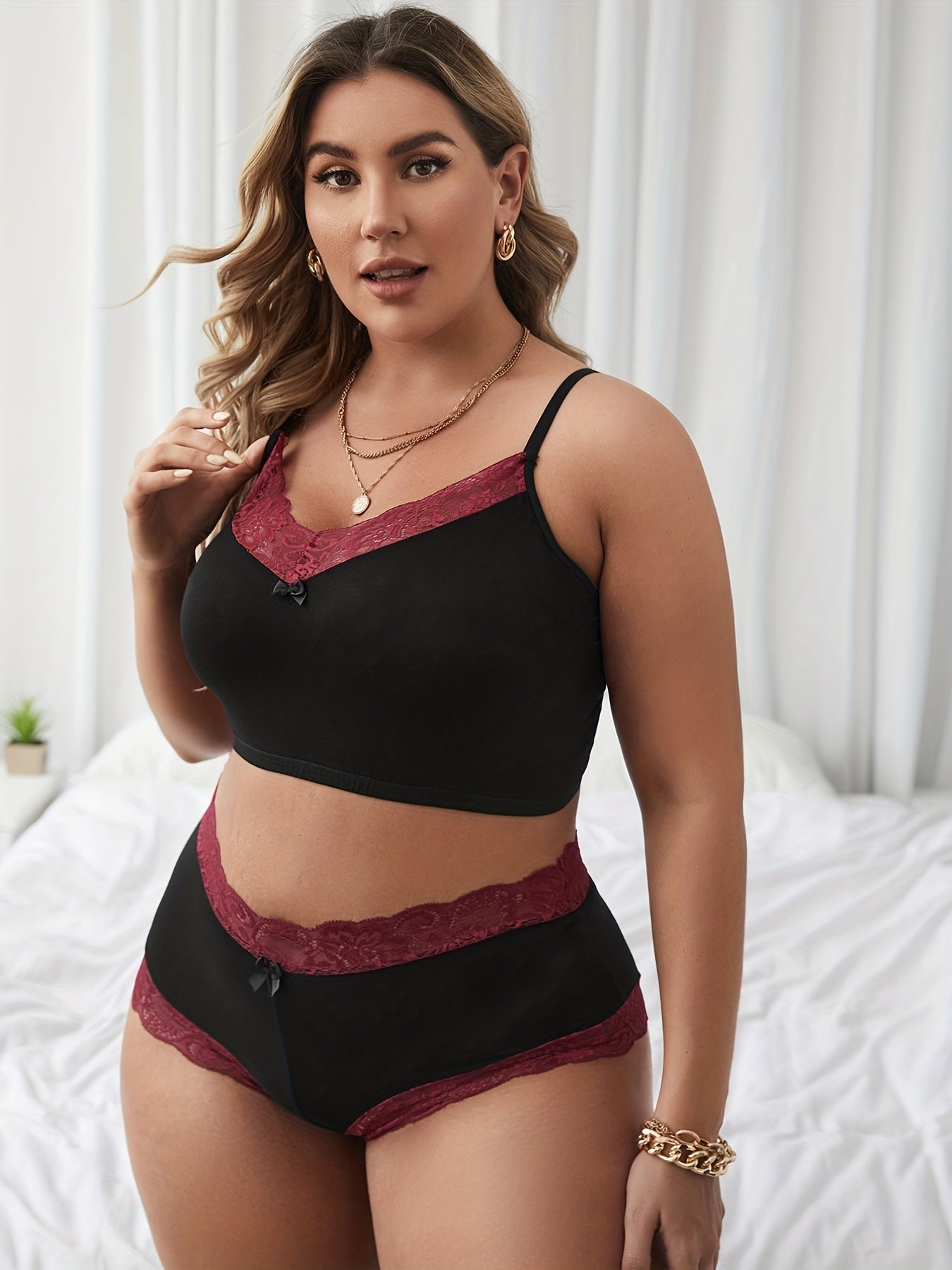 Contrast Lace Trim Mini Bow Bra & Underwear Two Piece Set