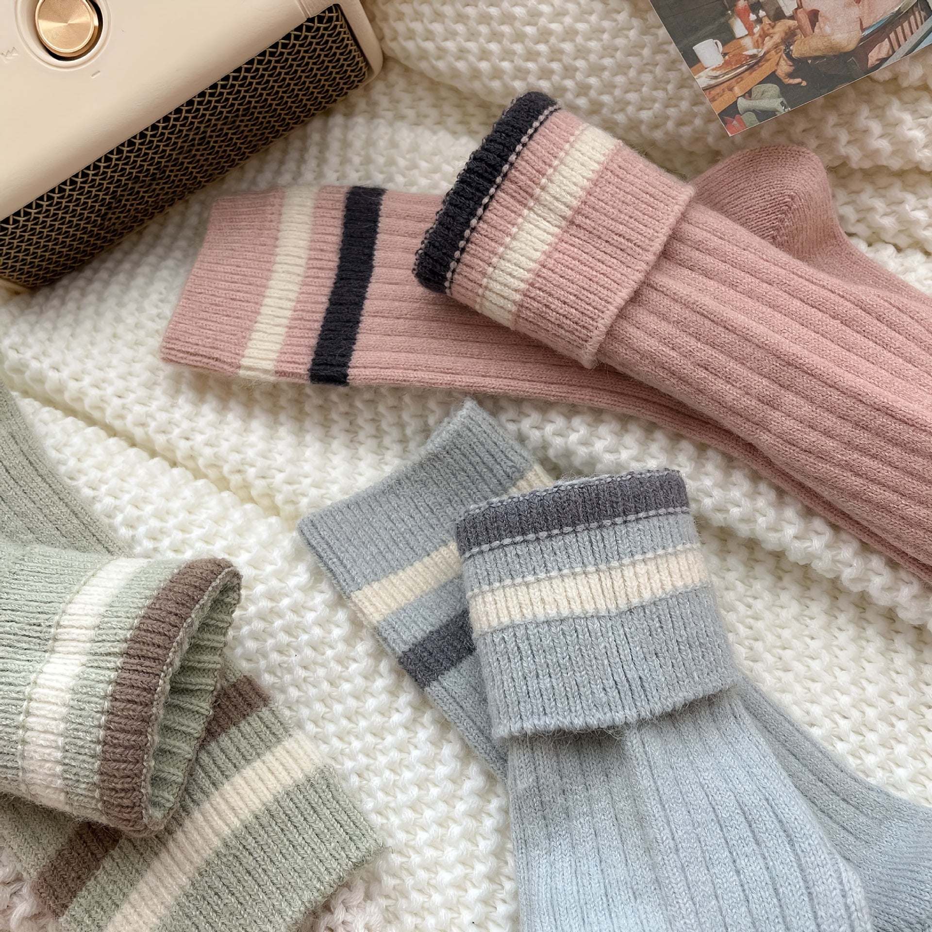5 Pairs Striped Crew Socks Warm College Style Stockings
