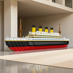 Deluxe Cruise Building Blocks Classic Boat Model Stylish Desktop Decoration