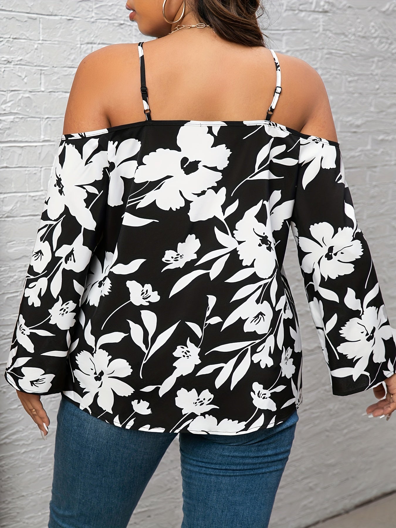 Women's Plus Floral Print Lace Cold Shoulder Top