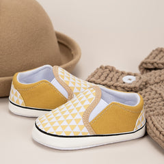 Baby Girl's Checkerboard Soft Canvas Shoes