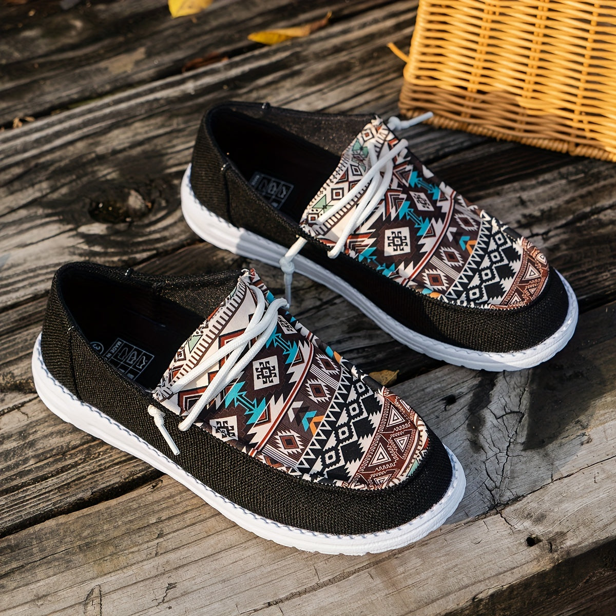 Women's Retro Floral Slip-On Skate Shoes