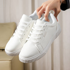 Versatile Slip-resistant Sports Sneakers for Outdoor Activities