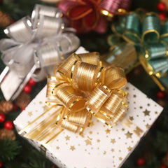 2pcs 3D Ball Lace Ribbon Streamers Festive Decoration